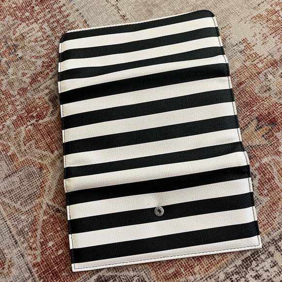 Kit from the kloth striped wallet - Picture 3 of 3